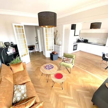 T3 De 73 M2 , Garage , Vue Montagnes Et Chateau Annecy Esterno foto