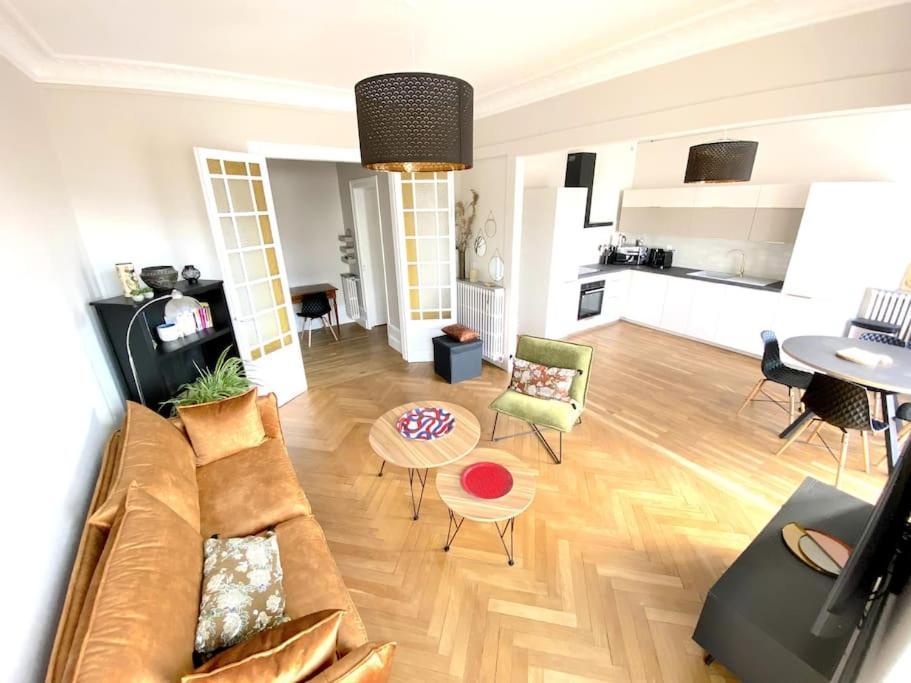 T3 De 73 M2 , Garage , Vue Montagnes Et Chateau Annecy Esterno foto