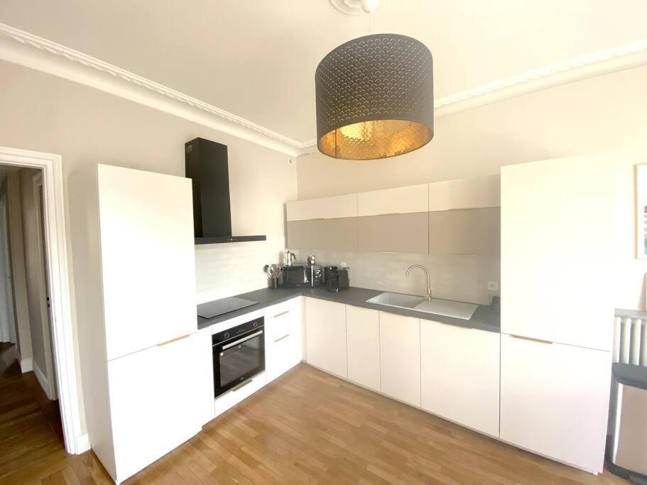 T3 De 73 M2 , Garage , Vue Montagnes Et Chateau Annecy Esterno foto